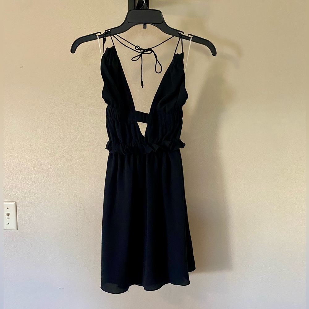 Black dress (short)